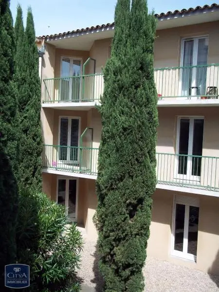 Photo 2 Appartement 1 pièce 18m²