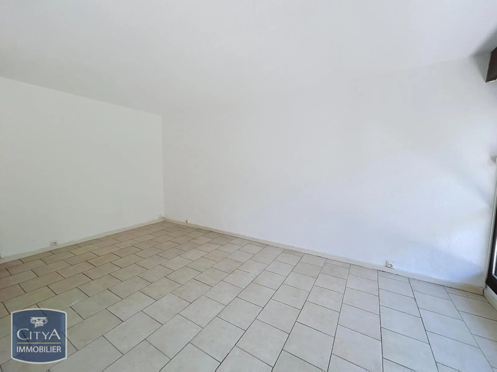 Photo 3 Appartement 1 pièce 22.89m²