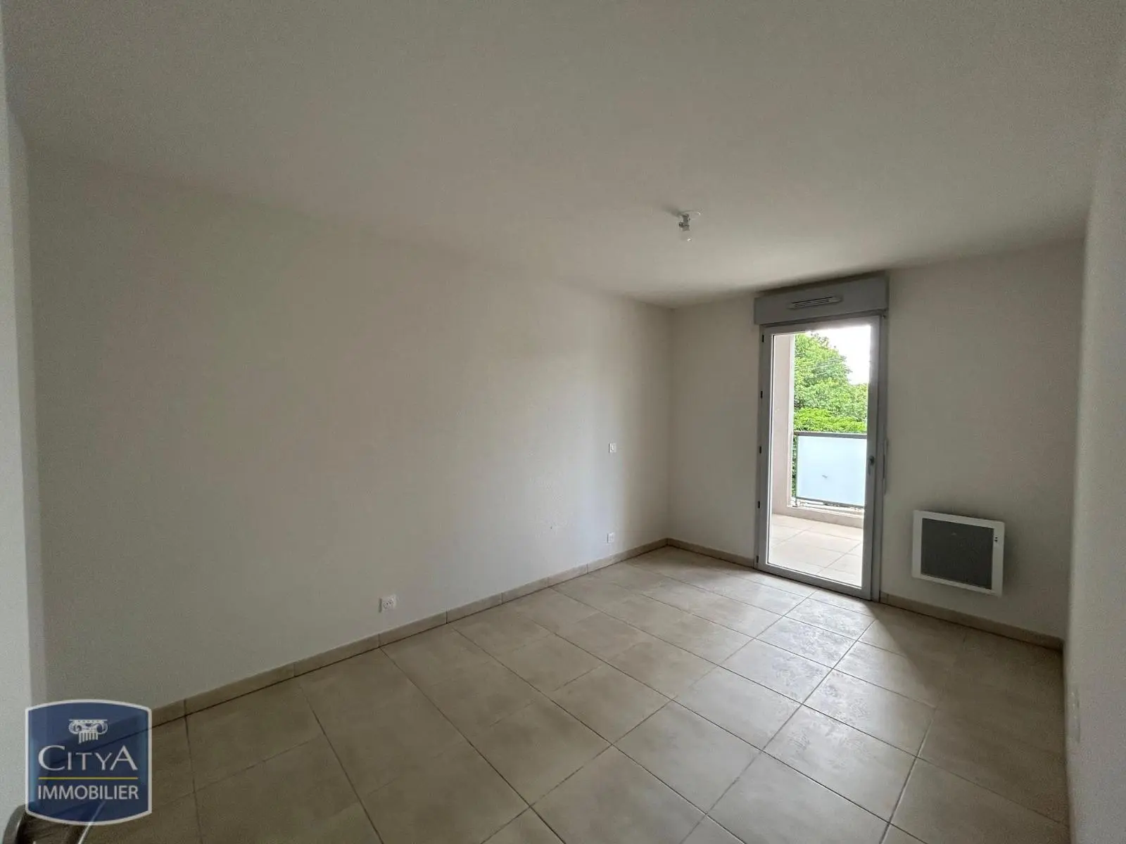 LOCATION - T2 - NIMES - RESIDENCE NEUVE - PARKING - BALCON