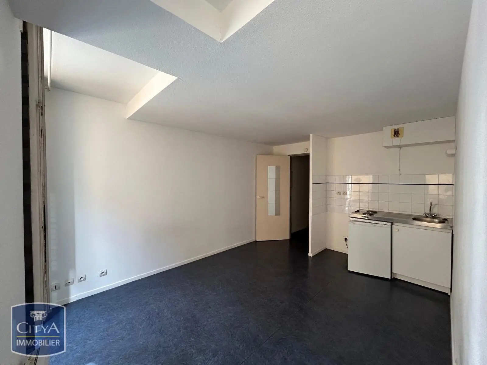 Photo 2 Appartement 1 pièce 22.45m²
