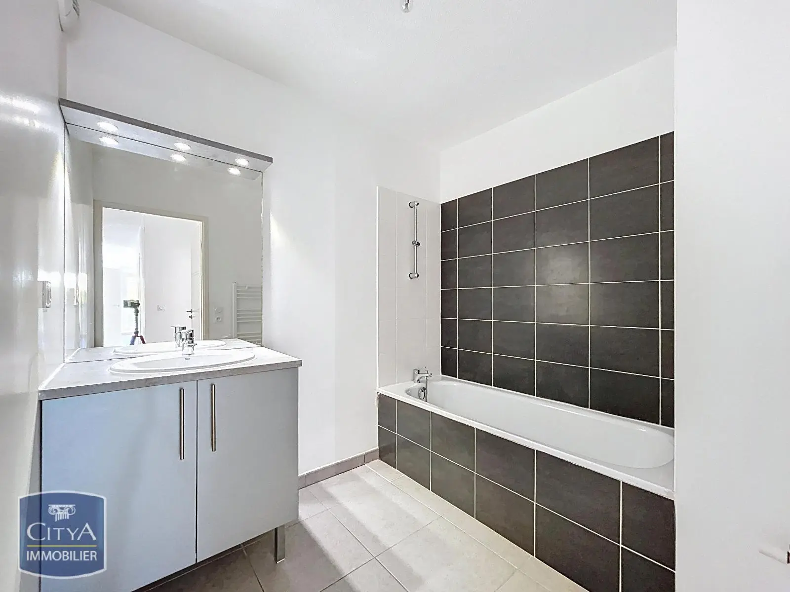 Photo 7 Appartement 4 pièces 83.85m²