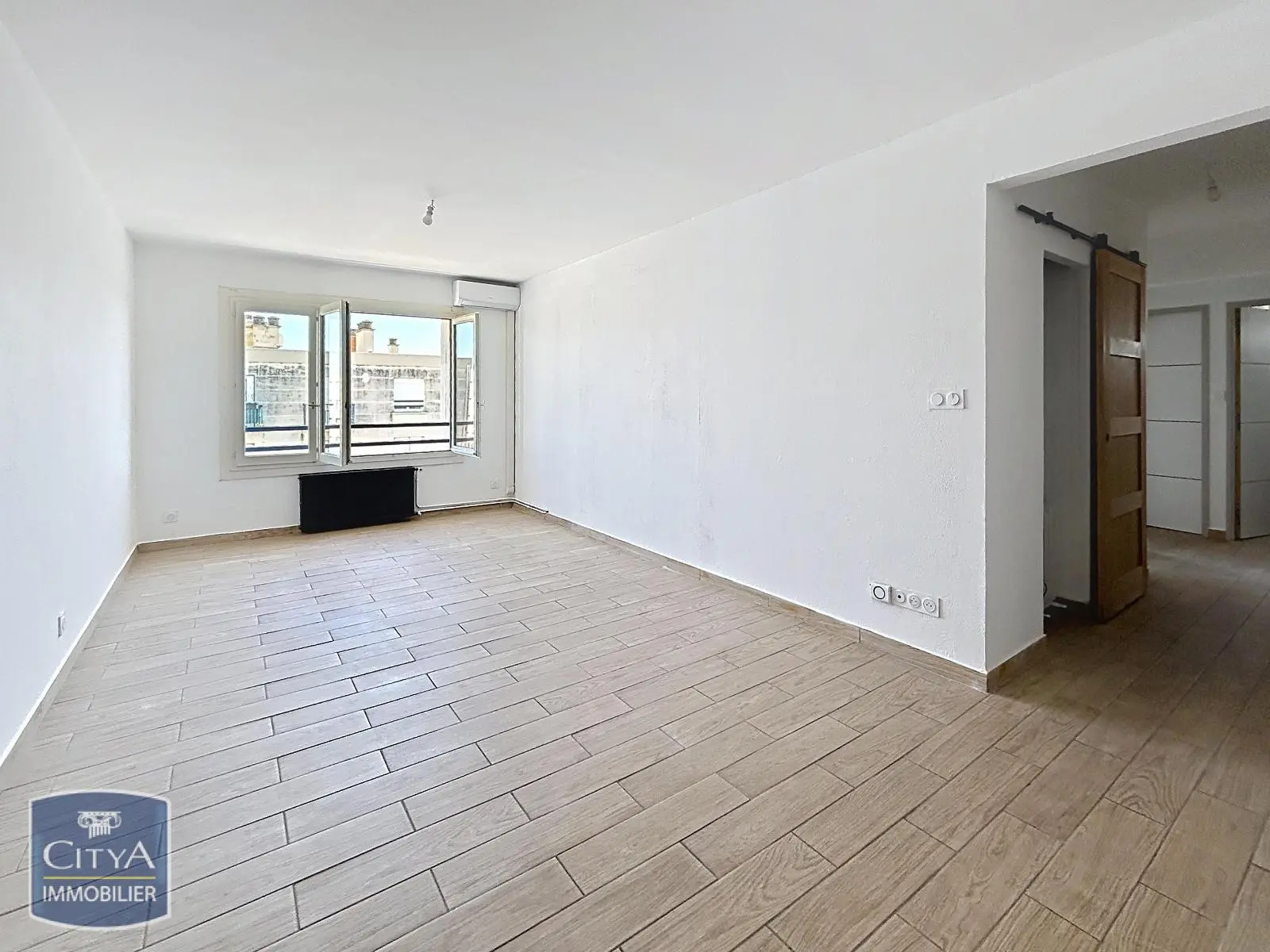 Photo 2 Appartement 5 pièces 89.61m²