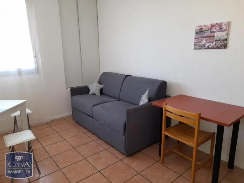 Photo 1 Appartement 1 pièce 23m²