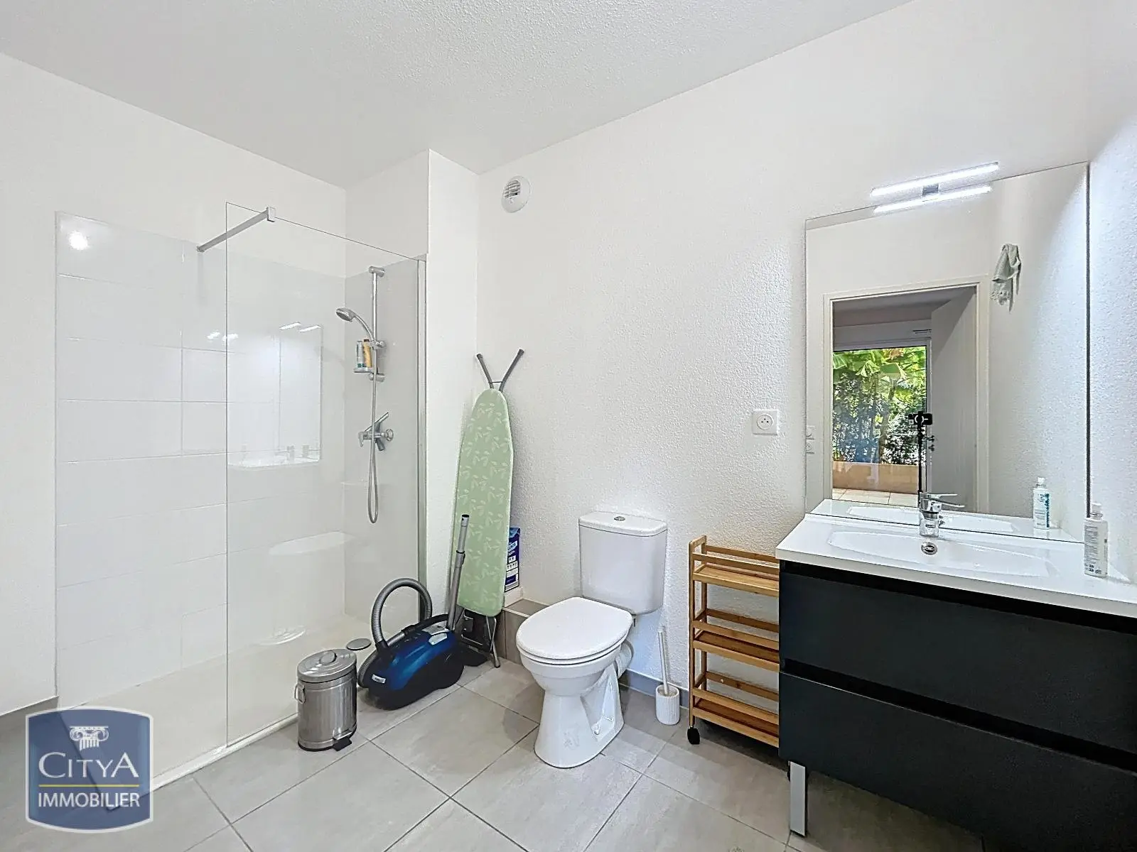 Photo 3 Appartement 1 pièce 31.8m²