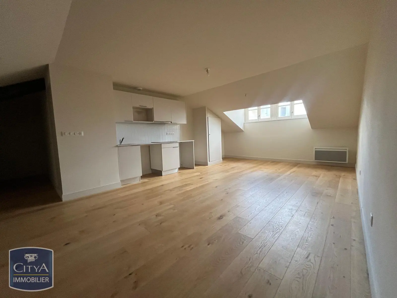 Photo 2 Appartement 2 pièces 57.3m²