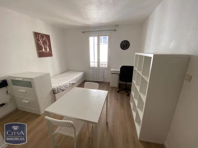 Photo 1 Appartement 1 pièce 18.32m²