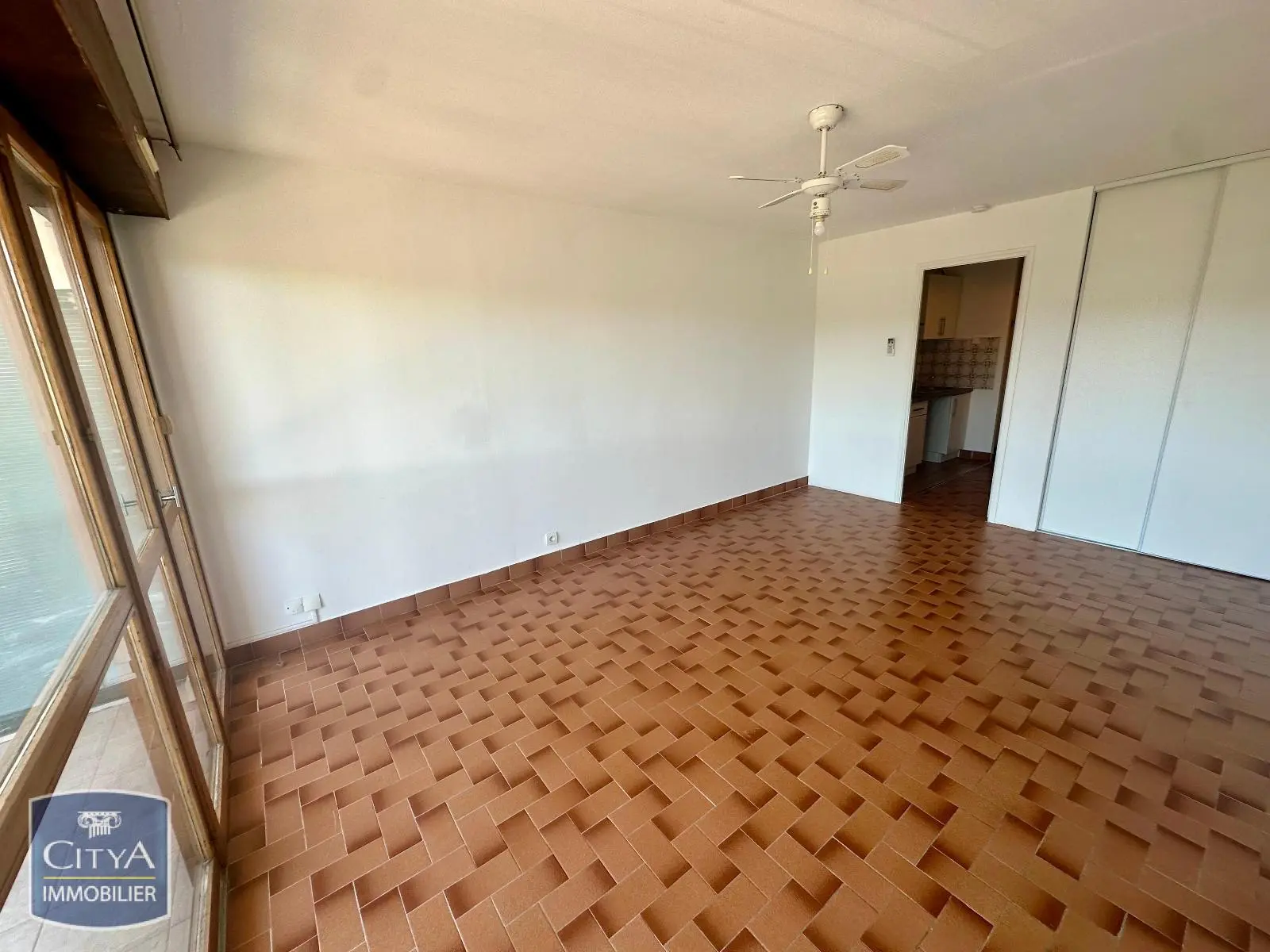 Photo 1 Appartement 1 pièce 25.51m²