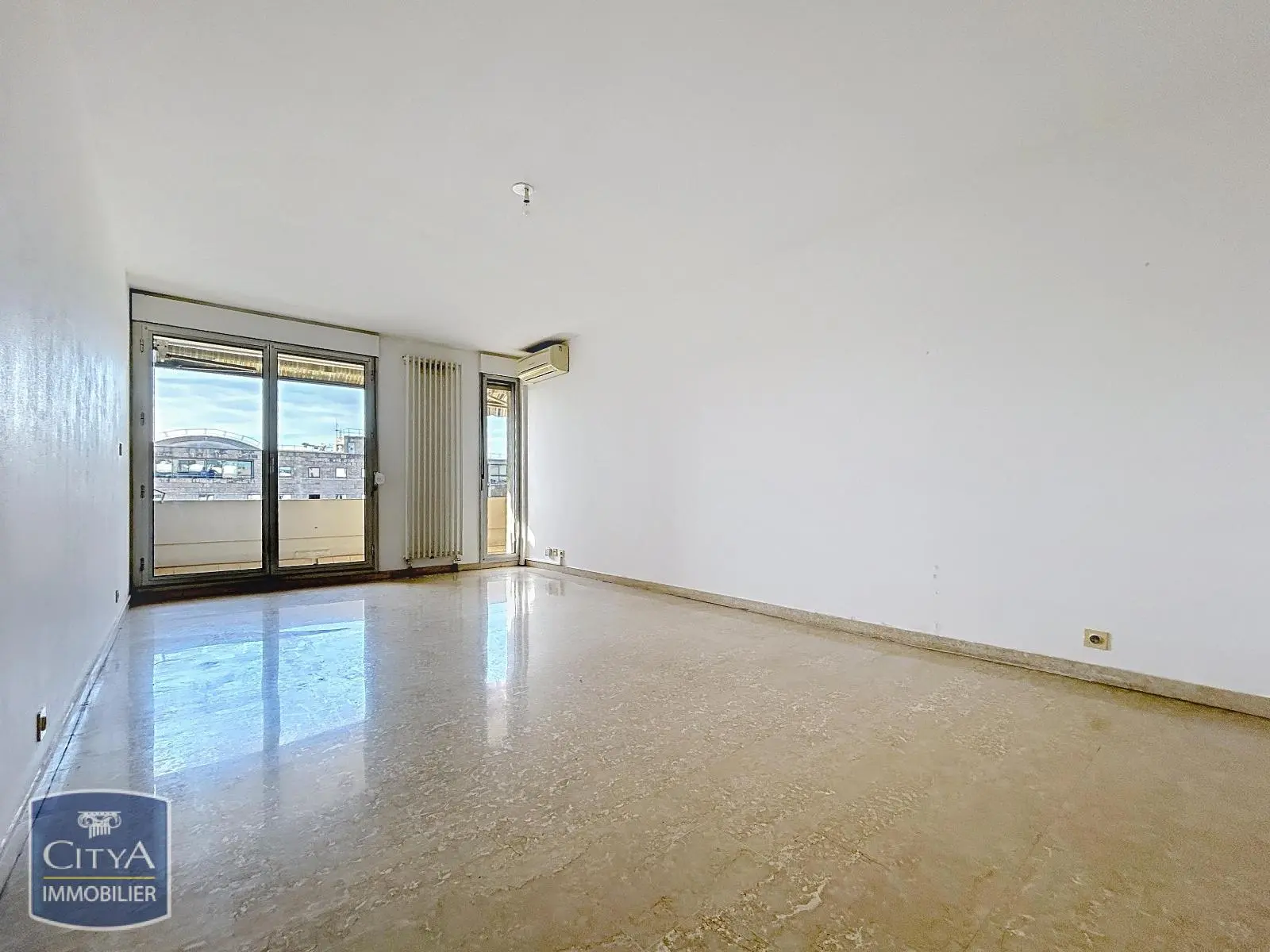 Photo 1 Appartement 2 pièces 70.8m²