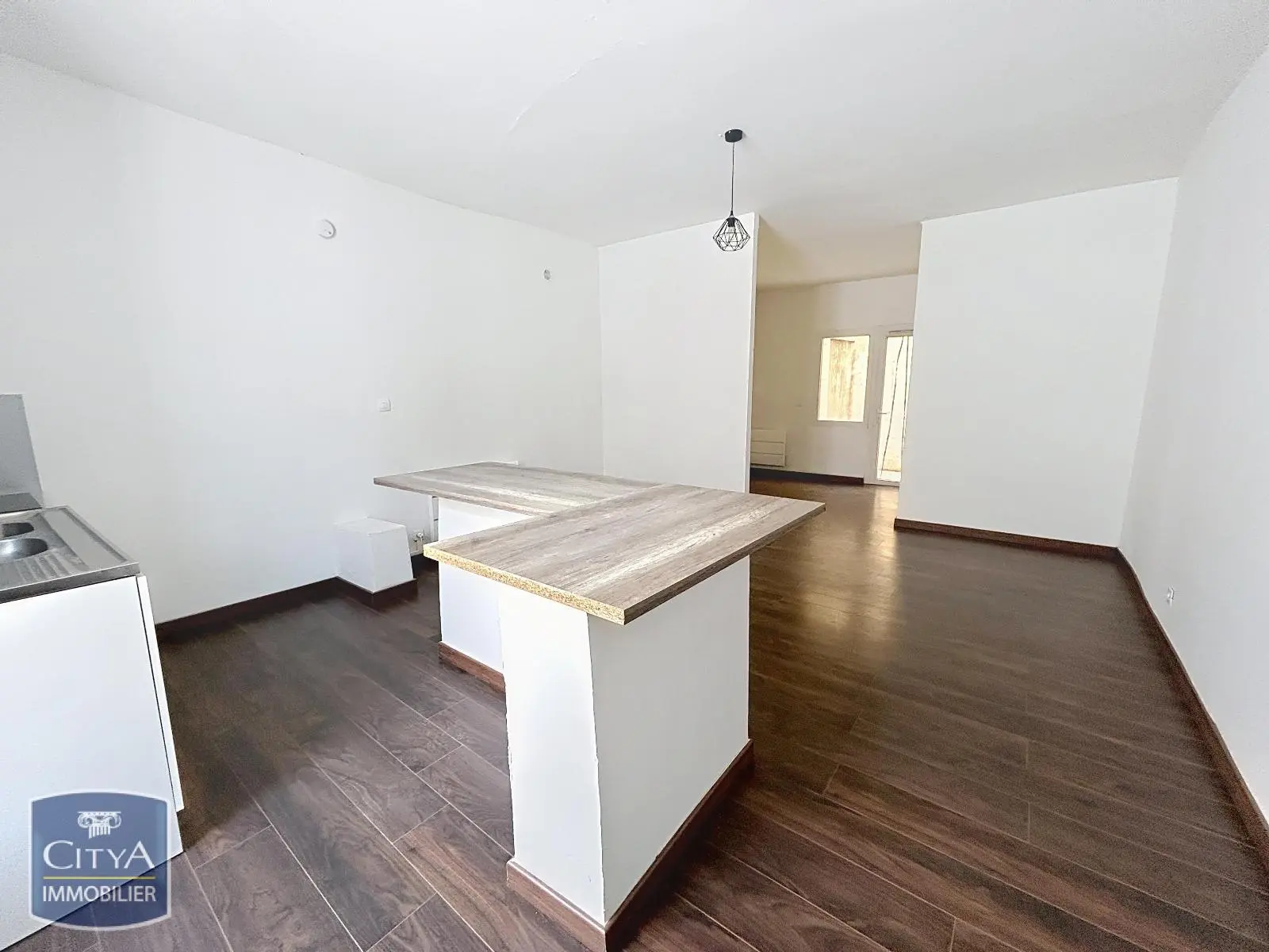Photo 2 Appartement 1 pièce 34.91m²