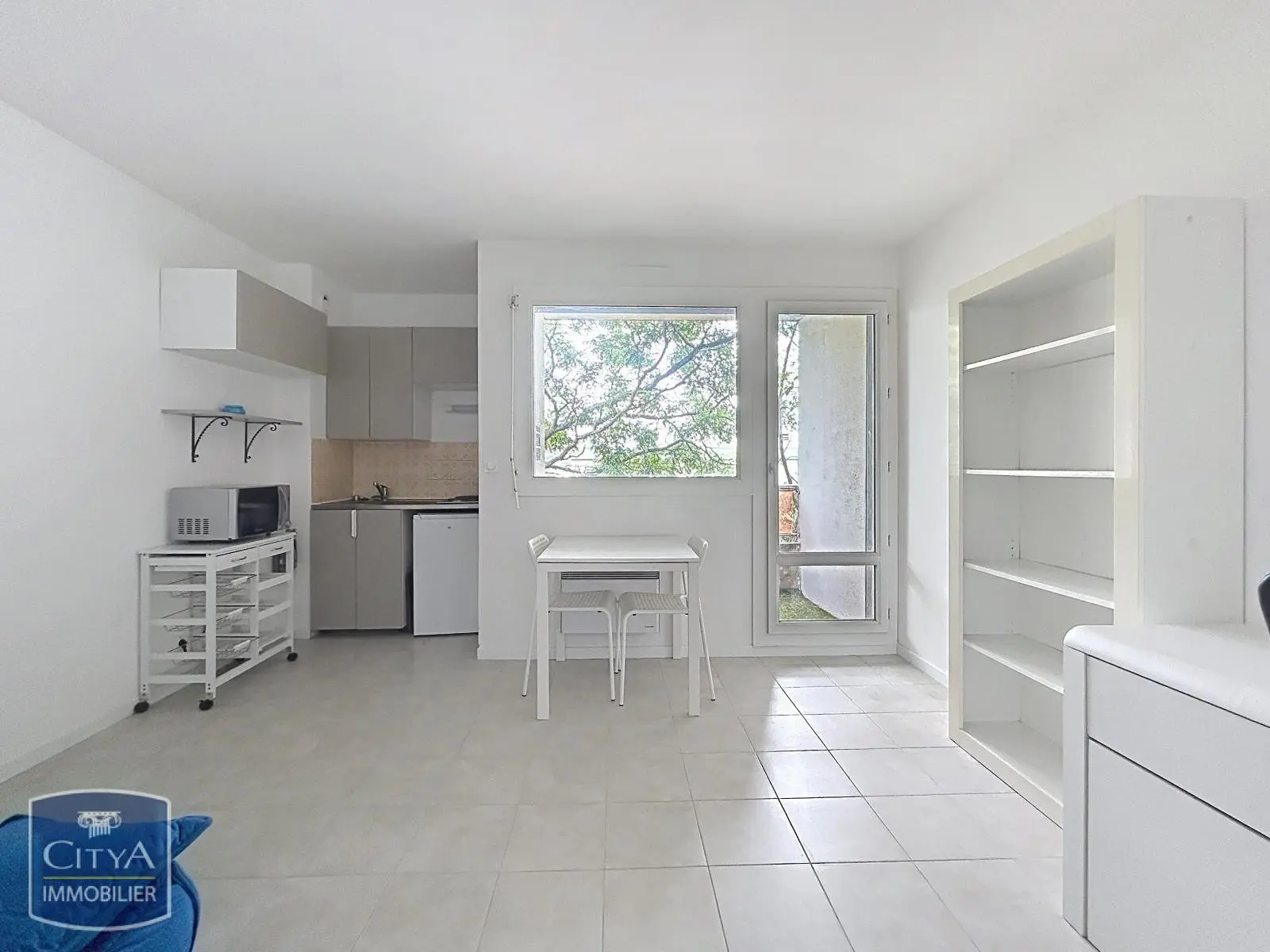 Photo 1 Appartement 1 pièce 20.44m²