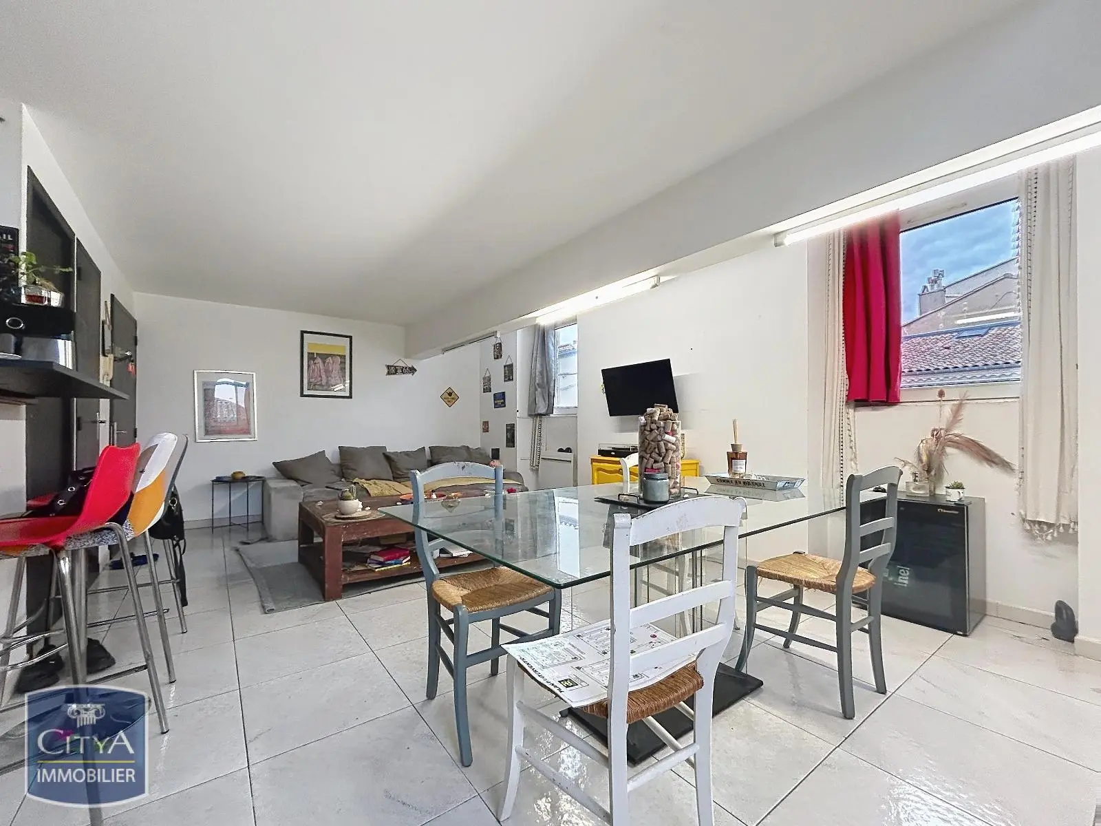 LOCATION - NIMES - PROCHE JEAN JAURES - T2 - DUPLEX