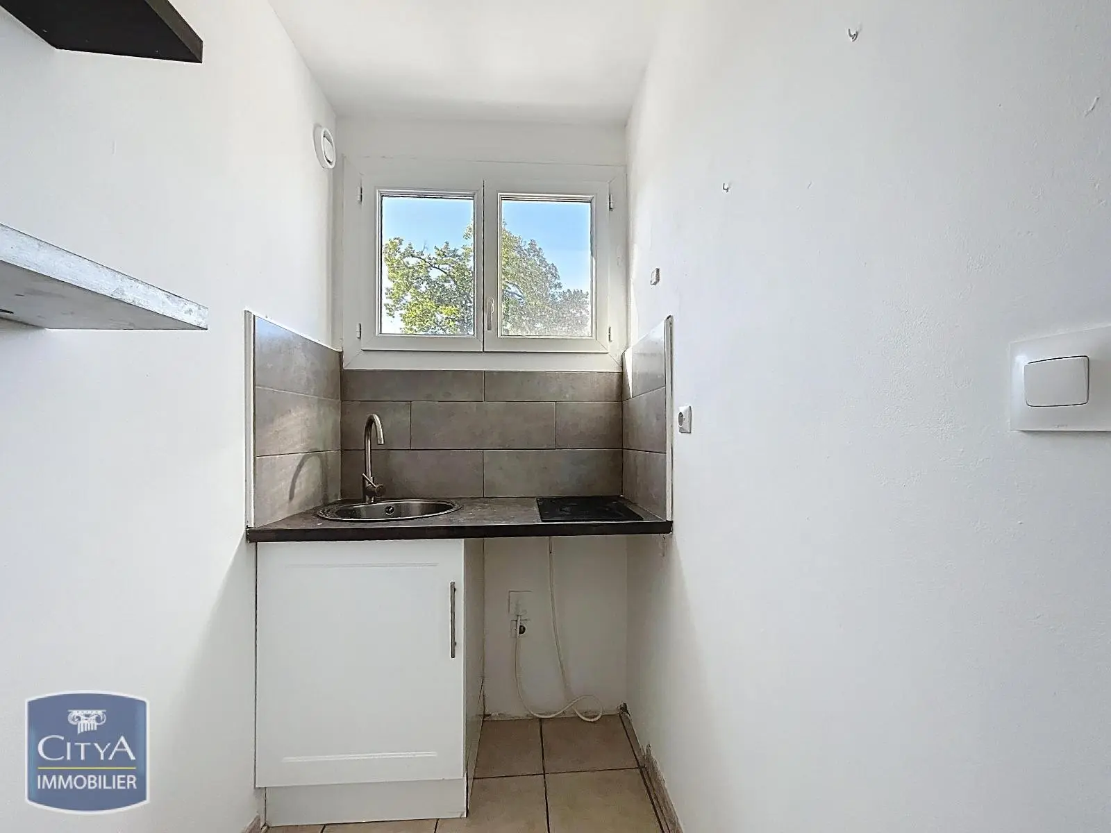 Photo 3 Appartement 1 pièce 22.76m²