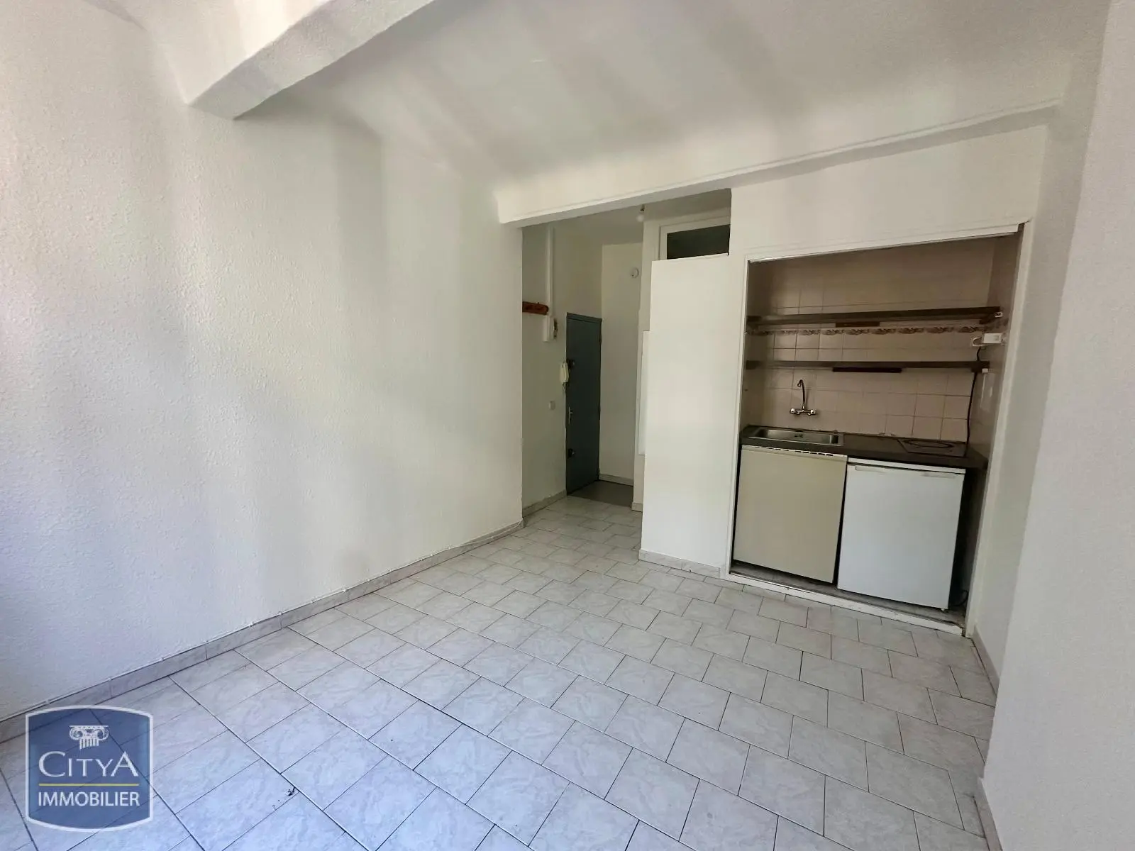 Photo 3 Appartement 1 pièce 18.85m²