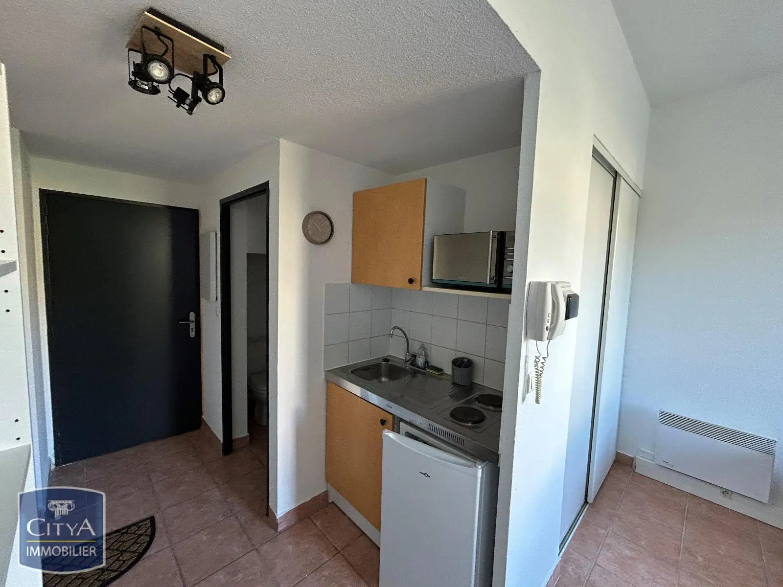 Photo 3 Appartement 1 pièce 22.83m²