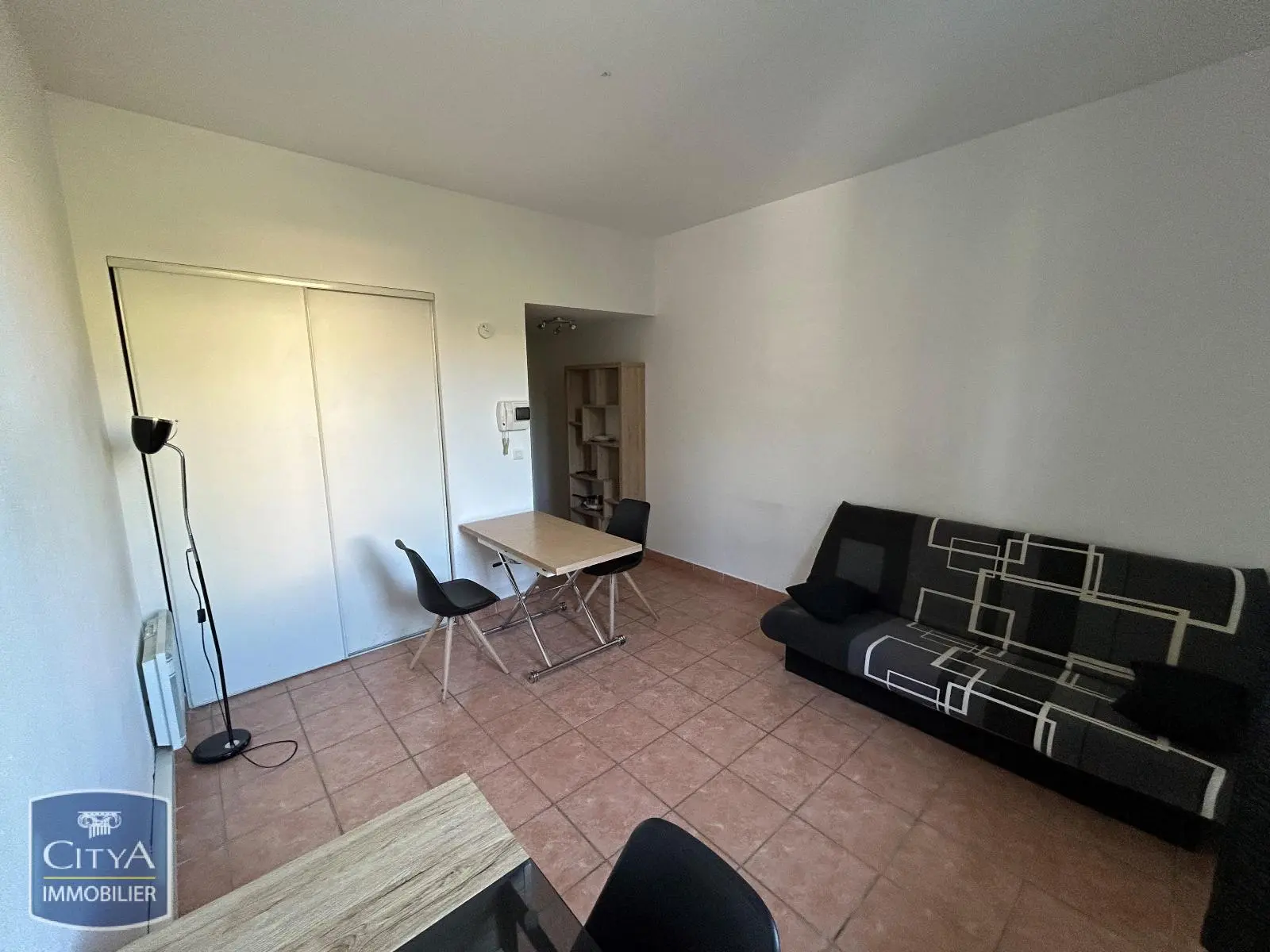 Photo 1 Appartement 1 pièce 23m²