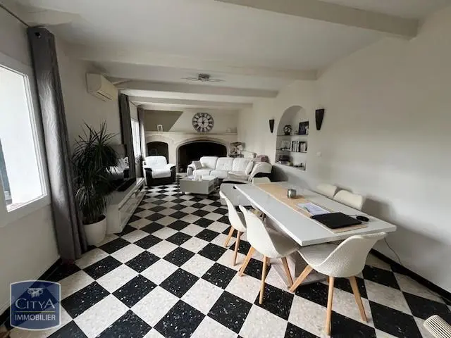 Photo 1 Maison 7 pièces 140.74m²