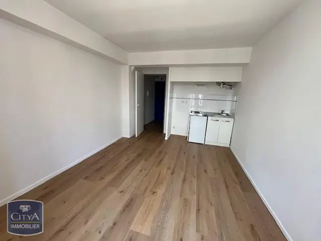 Photo 1 Appartement 1 pièce 20.37m²