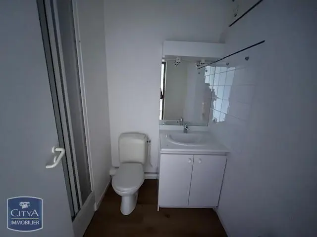 Photo 3 Appartement 1 pièce 20.37m²