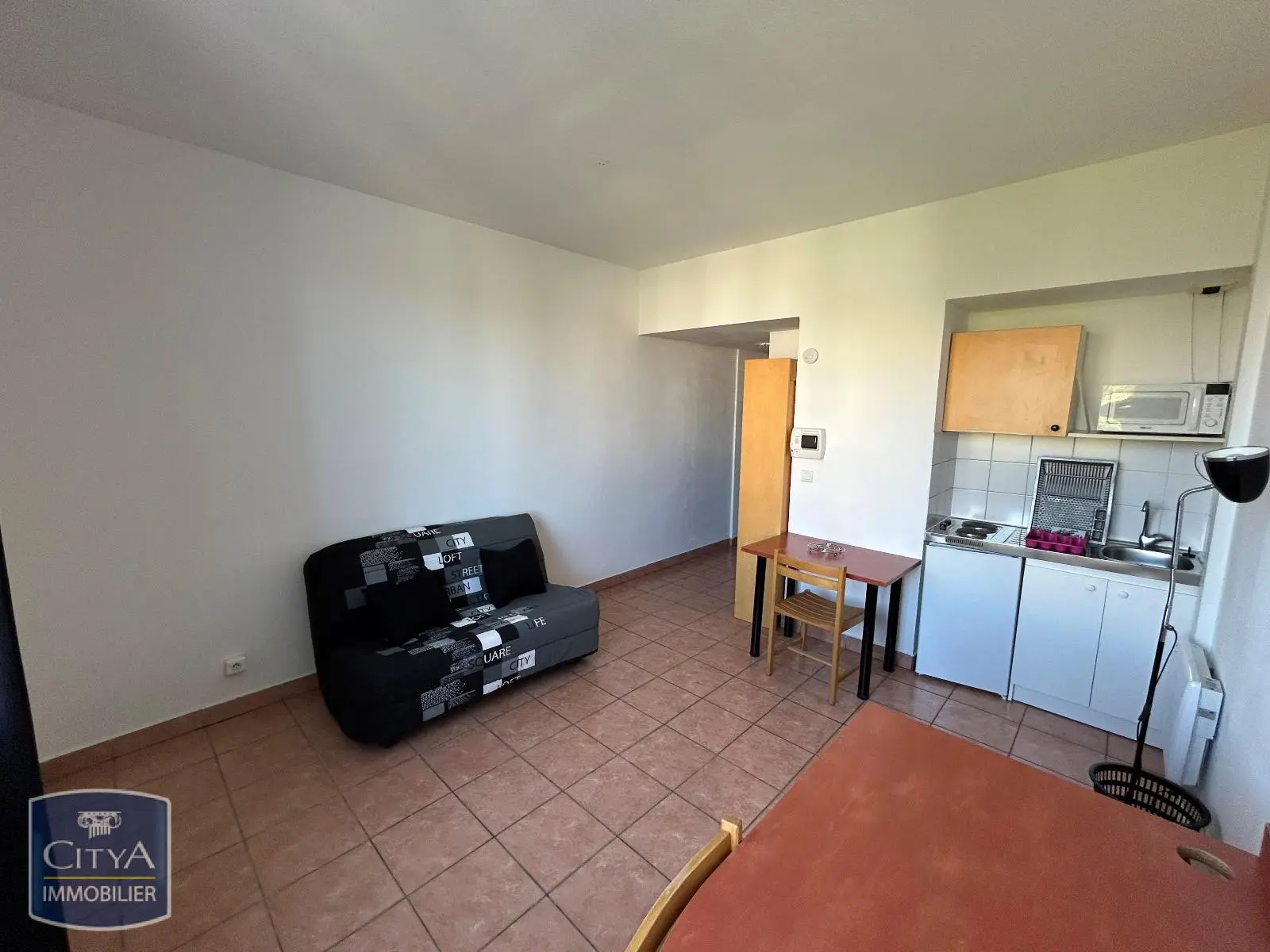 Photo 1 Appartement 1 pièce 23m²