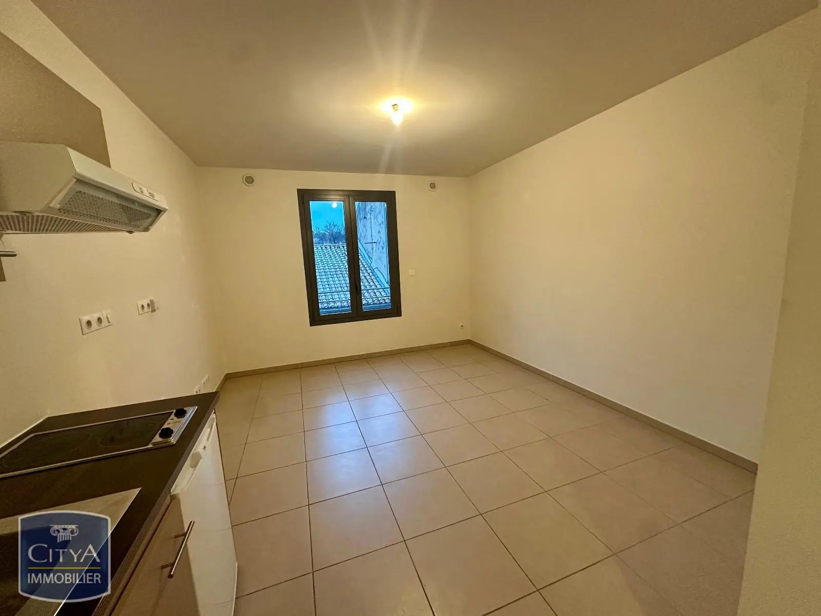 Photo 3 Appartement 1 pièce 23.97m²