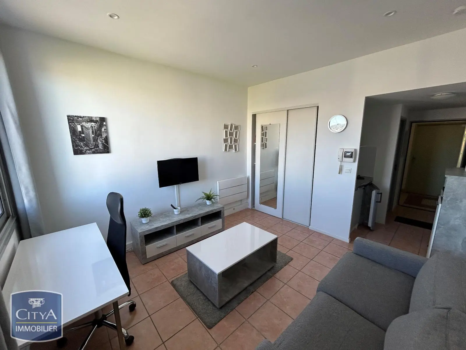 Photo 1 Appartement 1 pièce 22.17m²