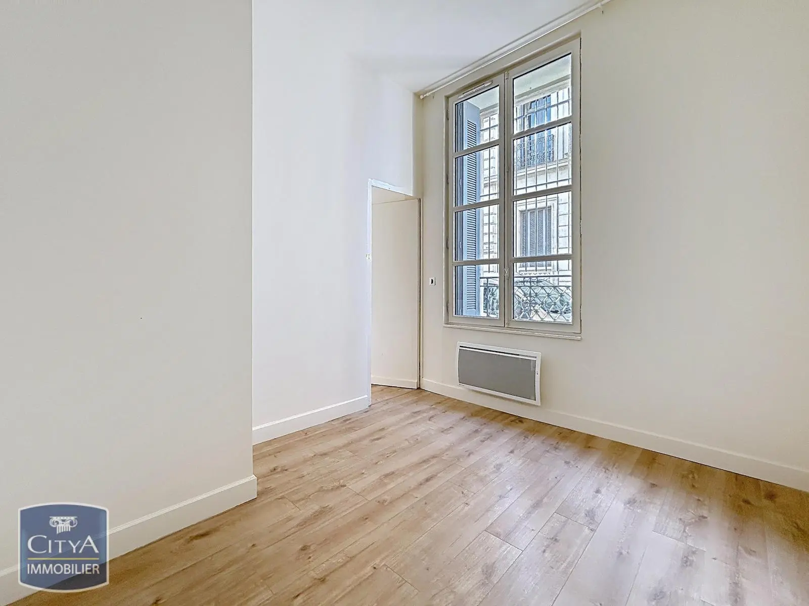 T2 RENOVE CHARME ANCIEN A LA LOCATION