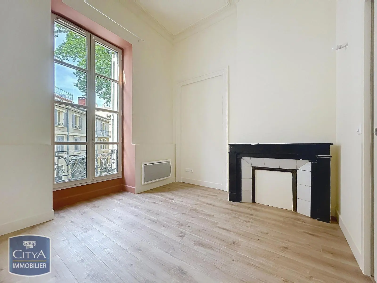LOCATION APPARTEMENT AVEC UNE CHAMBRE