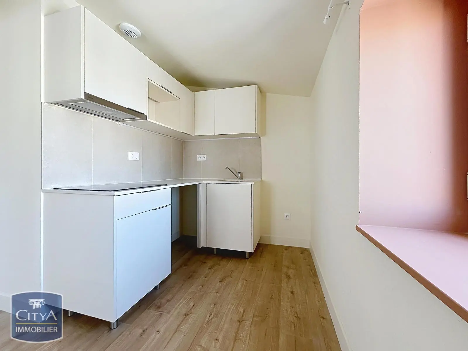 Photo 3 Appartement 2 pièces 43.98m²