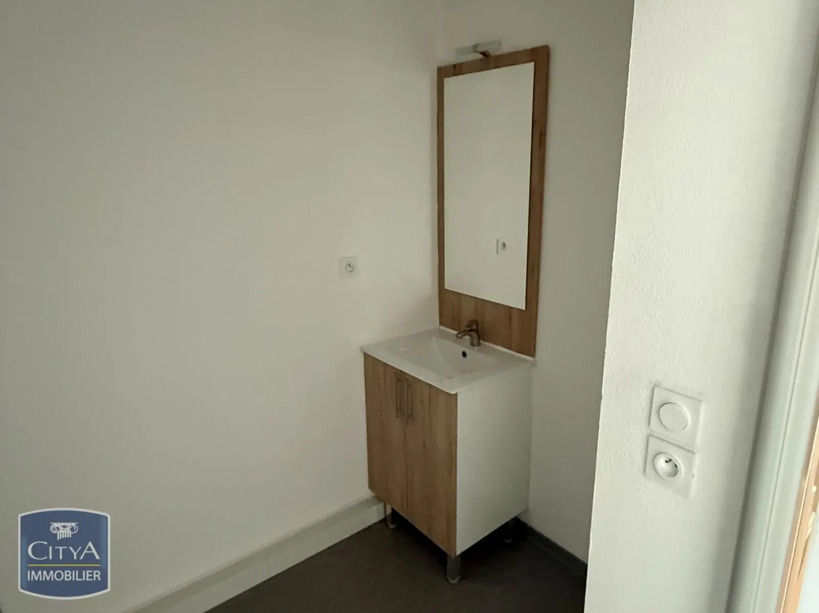 Photo 3 Appartement 1 pièce 18.67m²