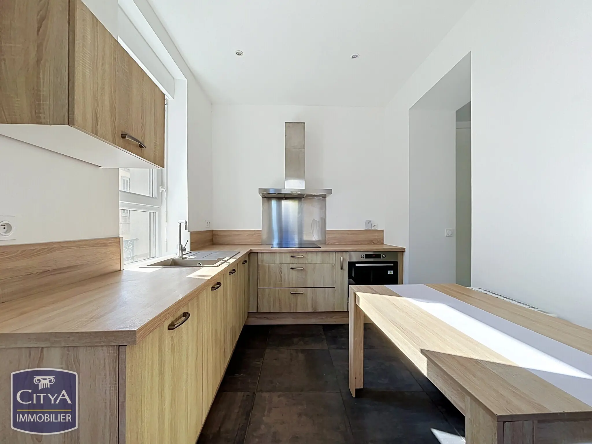 Photo 5 Immeuble 180m²