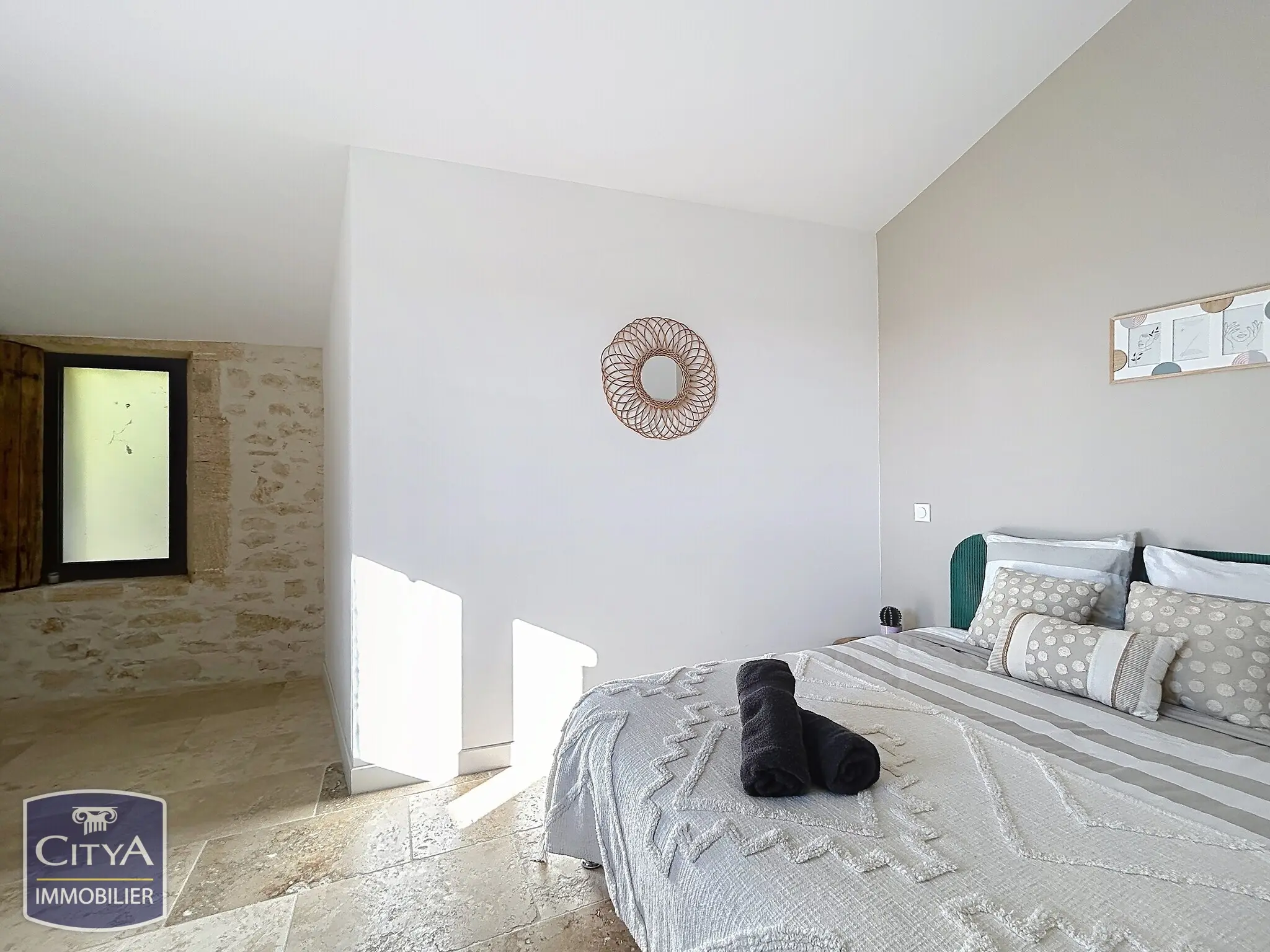 Photo 11 Maison 5 pièces 200m²