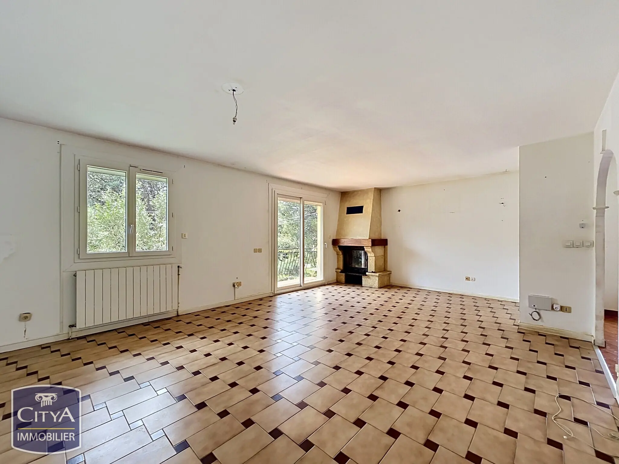 Photo 3 Maison 8 pièces 215m²