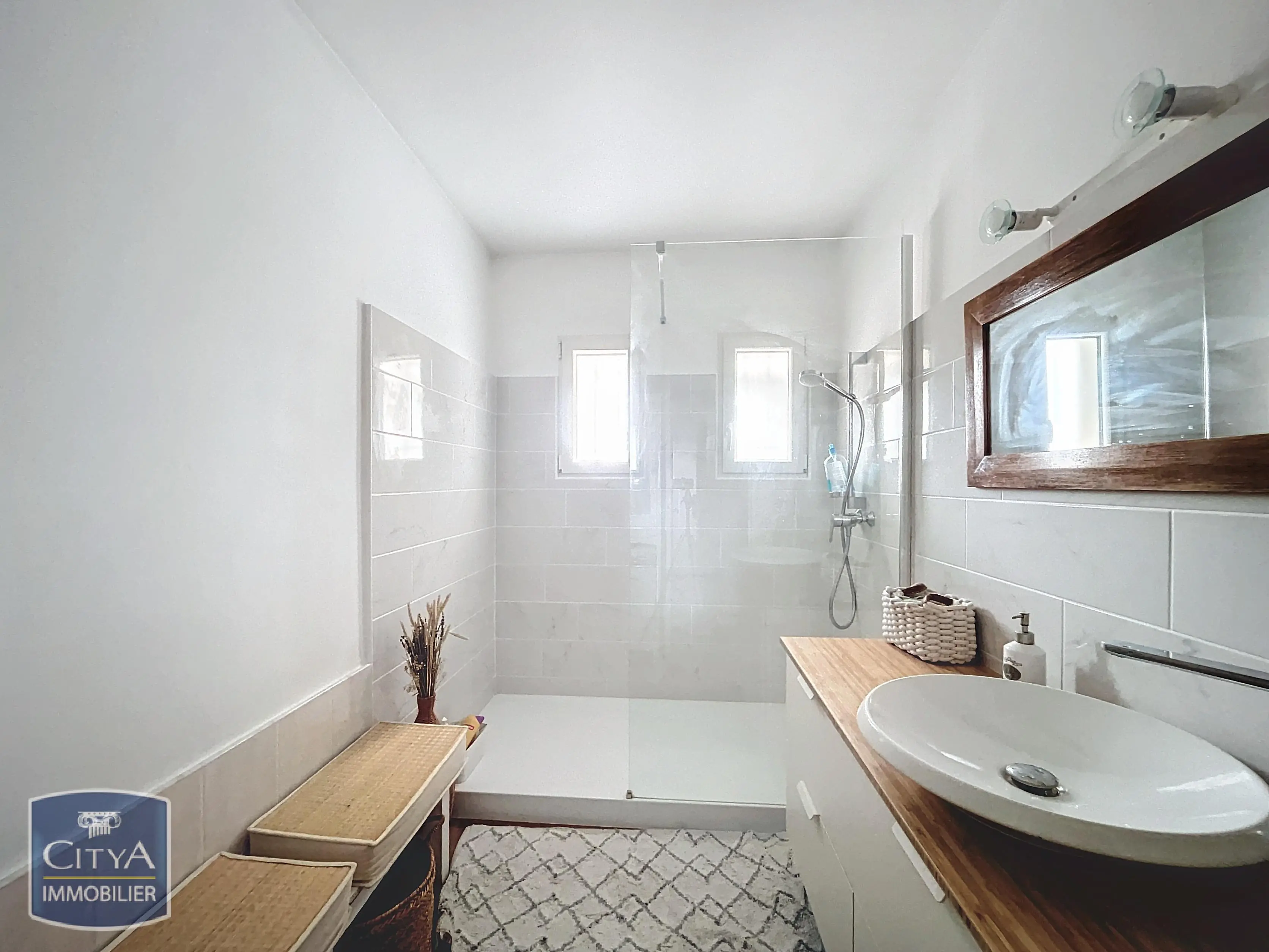 Photo 21 Maison 10 pièces 302m²