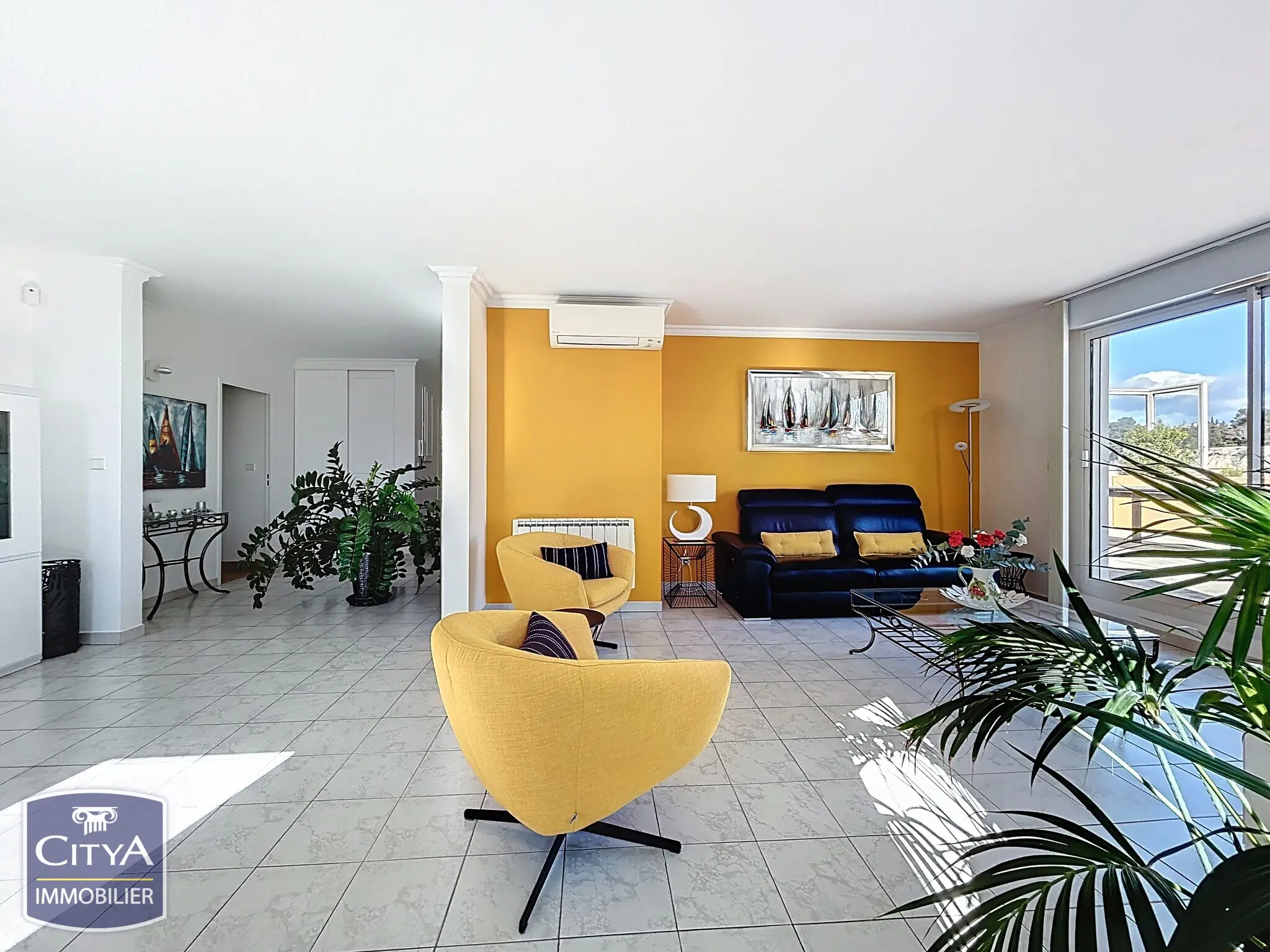 Photo 2 Appartement 5 pièces 213.43m²