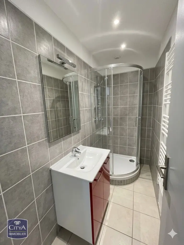 Photo 3 Appartement 1 pièce 32m²