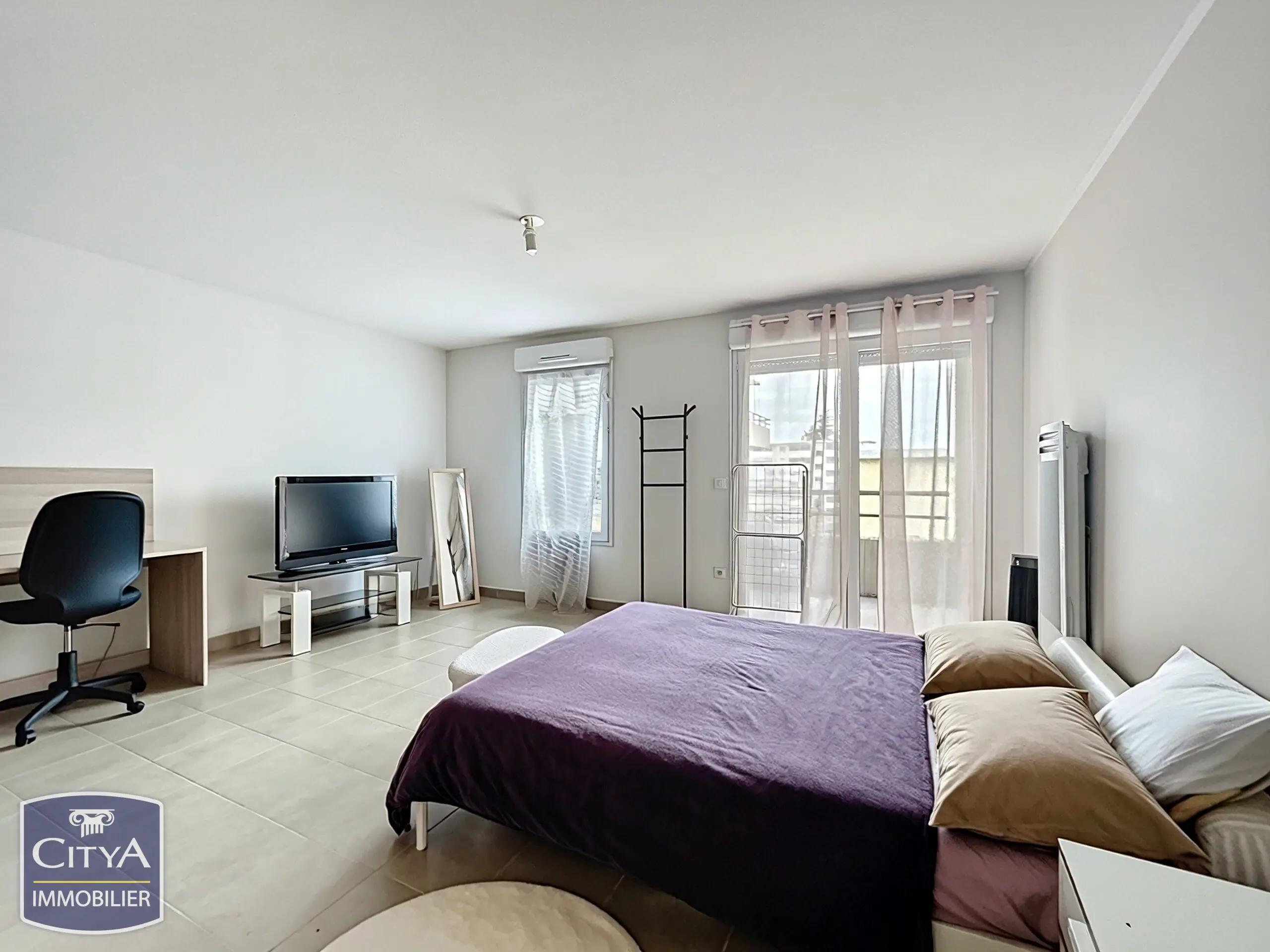 Photo 1 Appartement 1 pièce 32.8m²