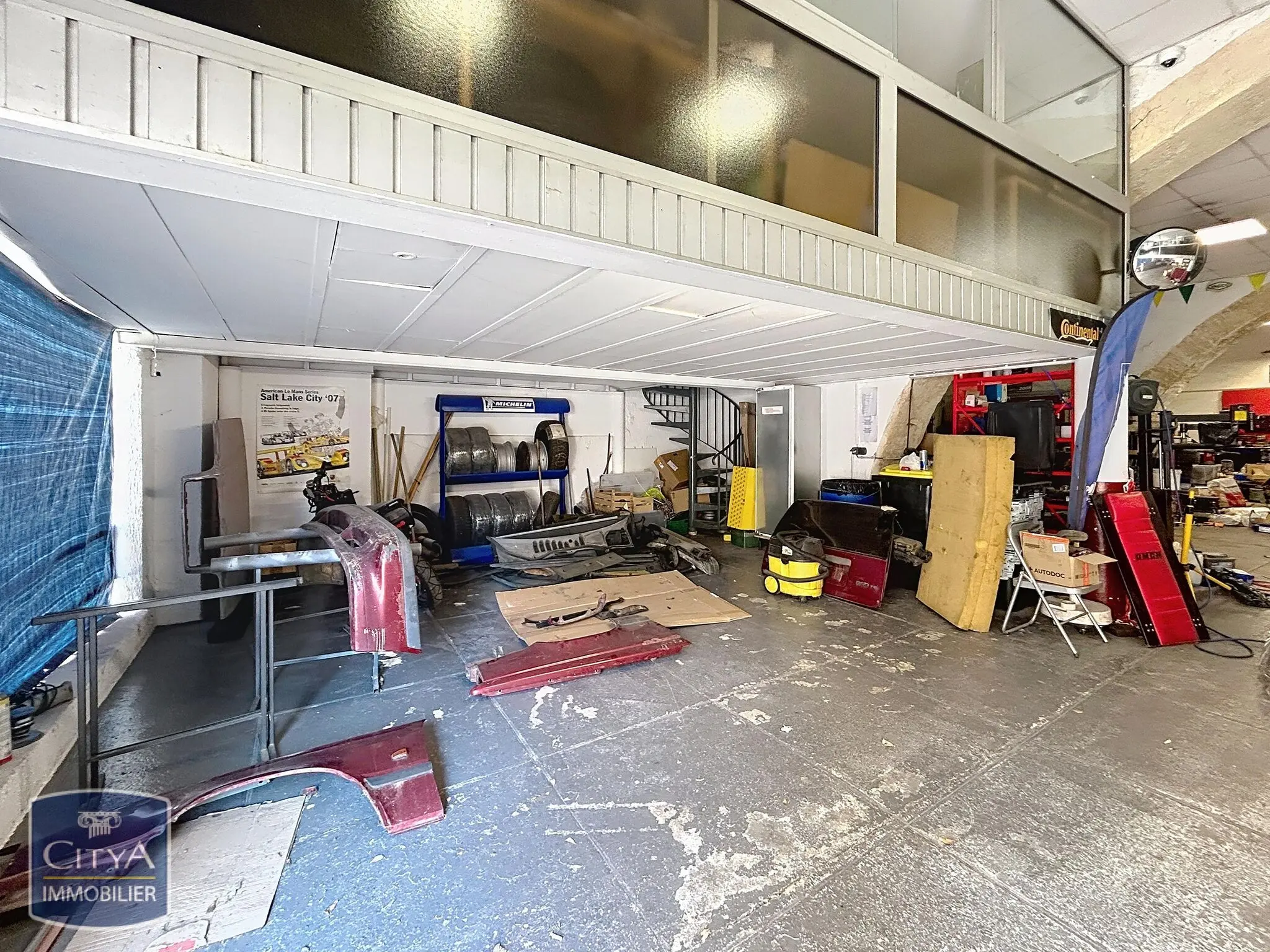 Photo 3 Fonds De Commerce 309m²