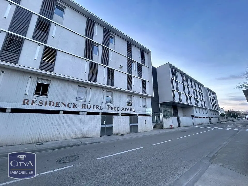 Photo 1 Appartement 1 pièce 18m²