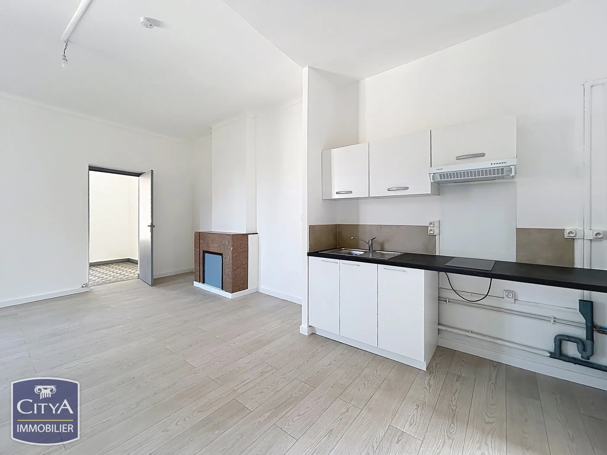 Photo 12 Immeuble 180m²
