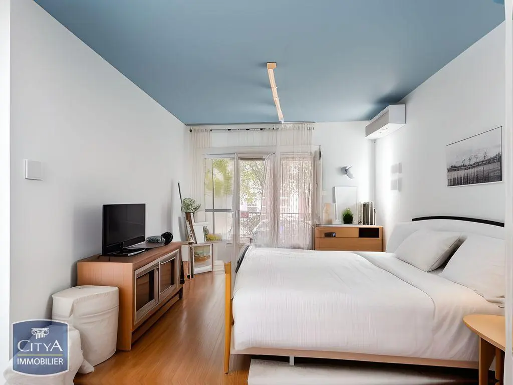 Photo 2 Appartement 1 pièce 28.75m²