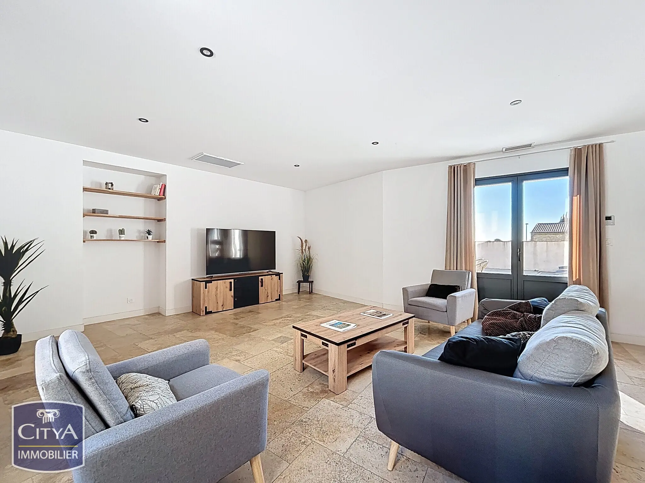 Photo 8 Maison 5 pièces 200m²