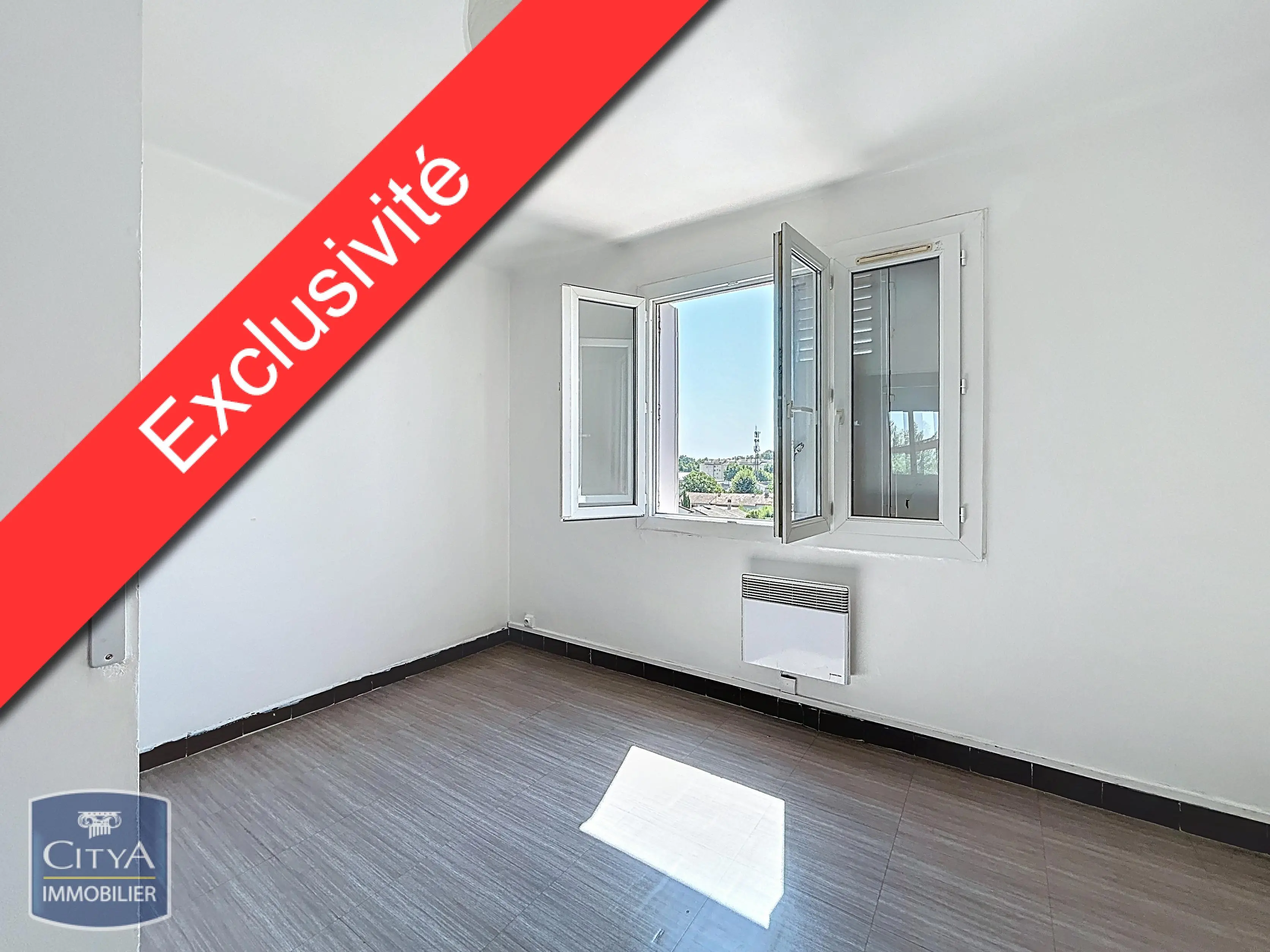 Photo 1 Appartement 4 pièces 65m²