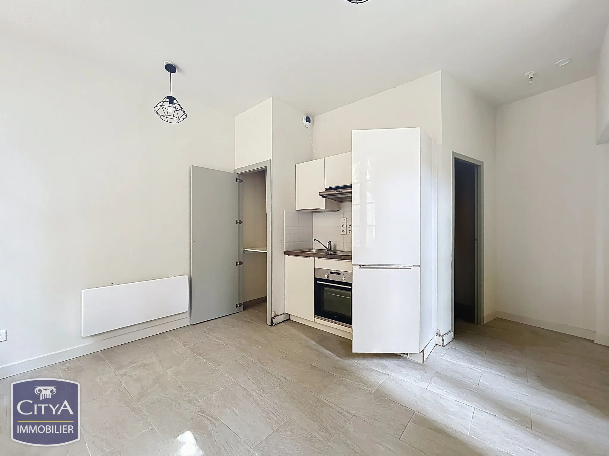 Photo 1 Appartement 1 pièce 26.3m²