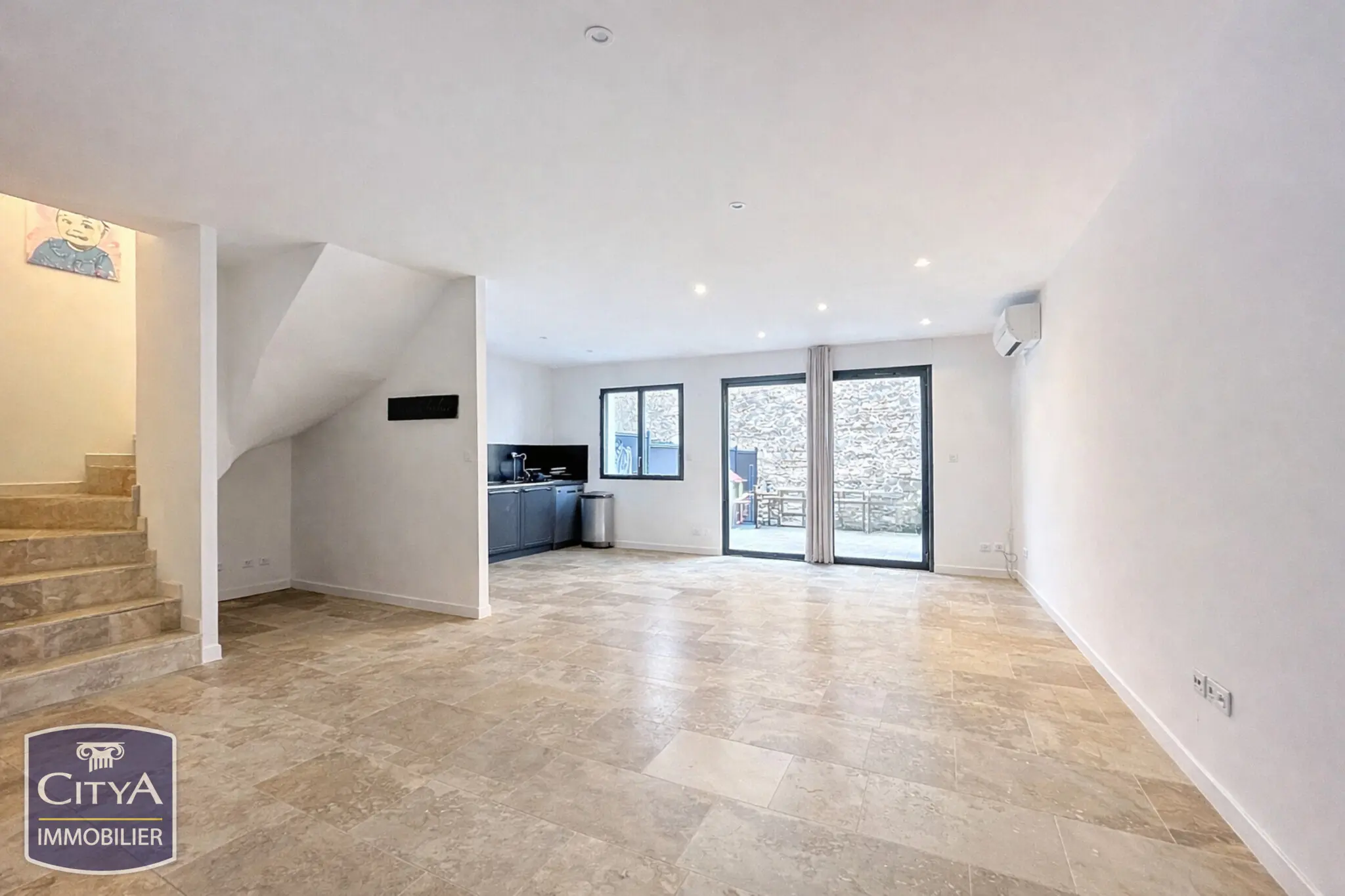 Photo 1 Maison 4 pièces 81m²