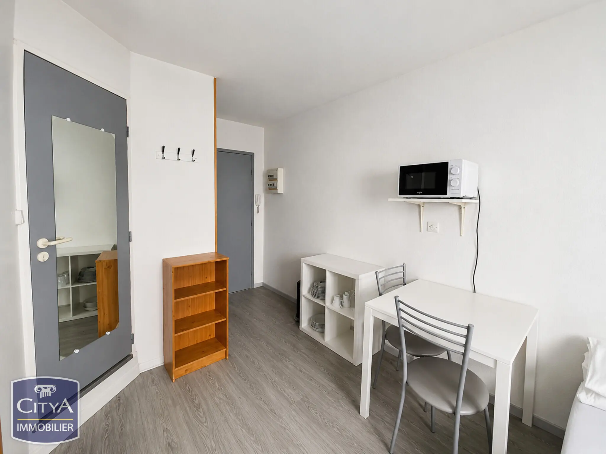 Photo 3 Appartement 1 pièce 17.46m²