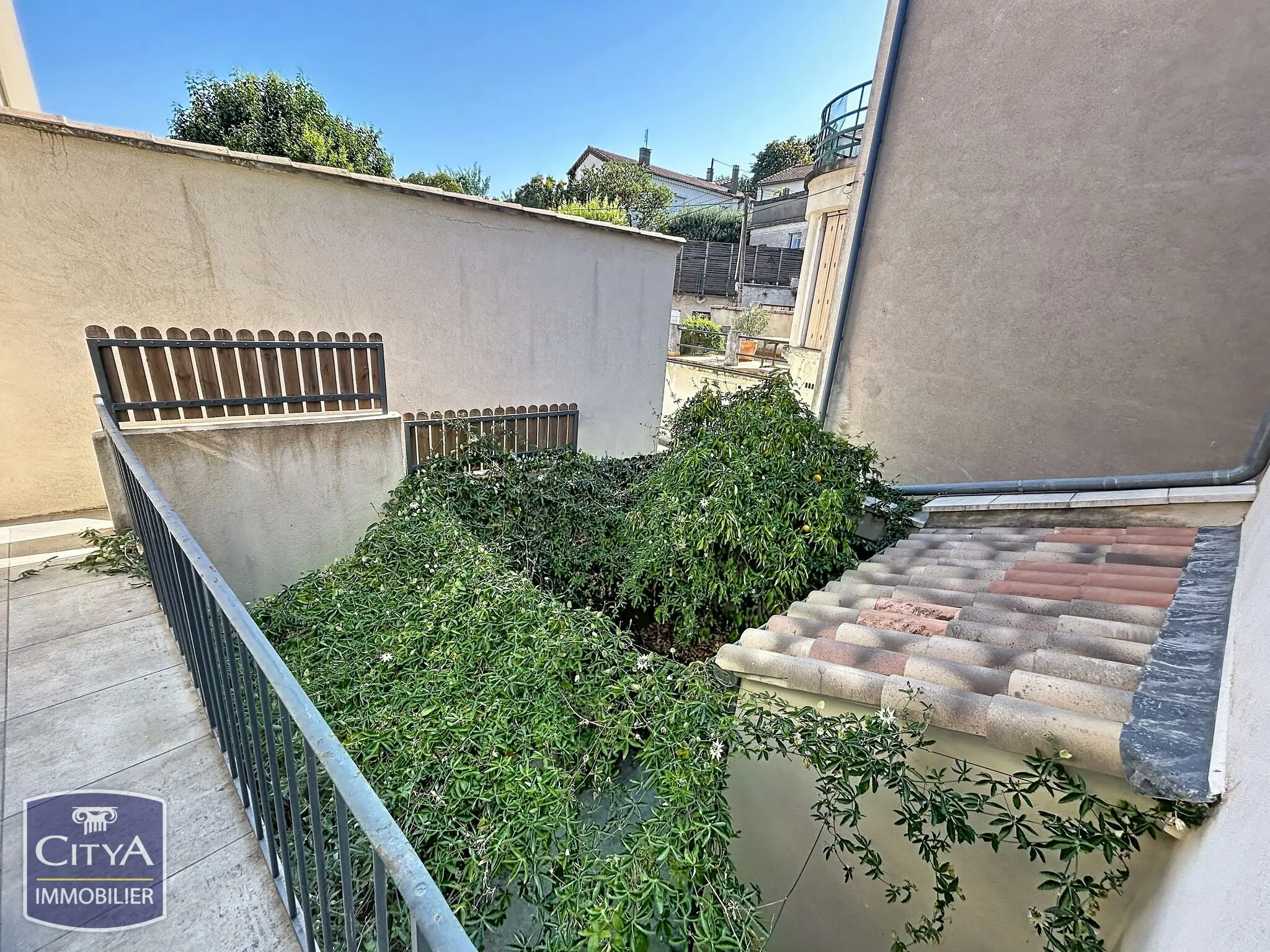 Photo 10 Immeuble 180m²