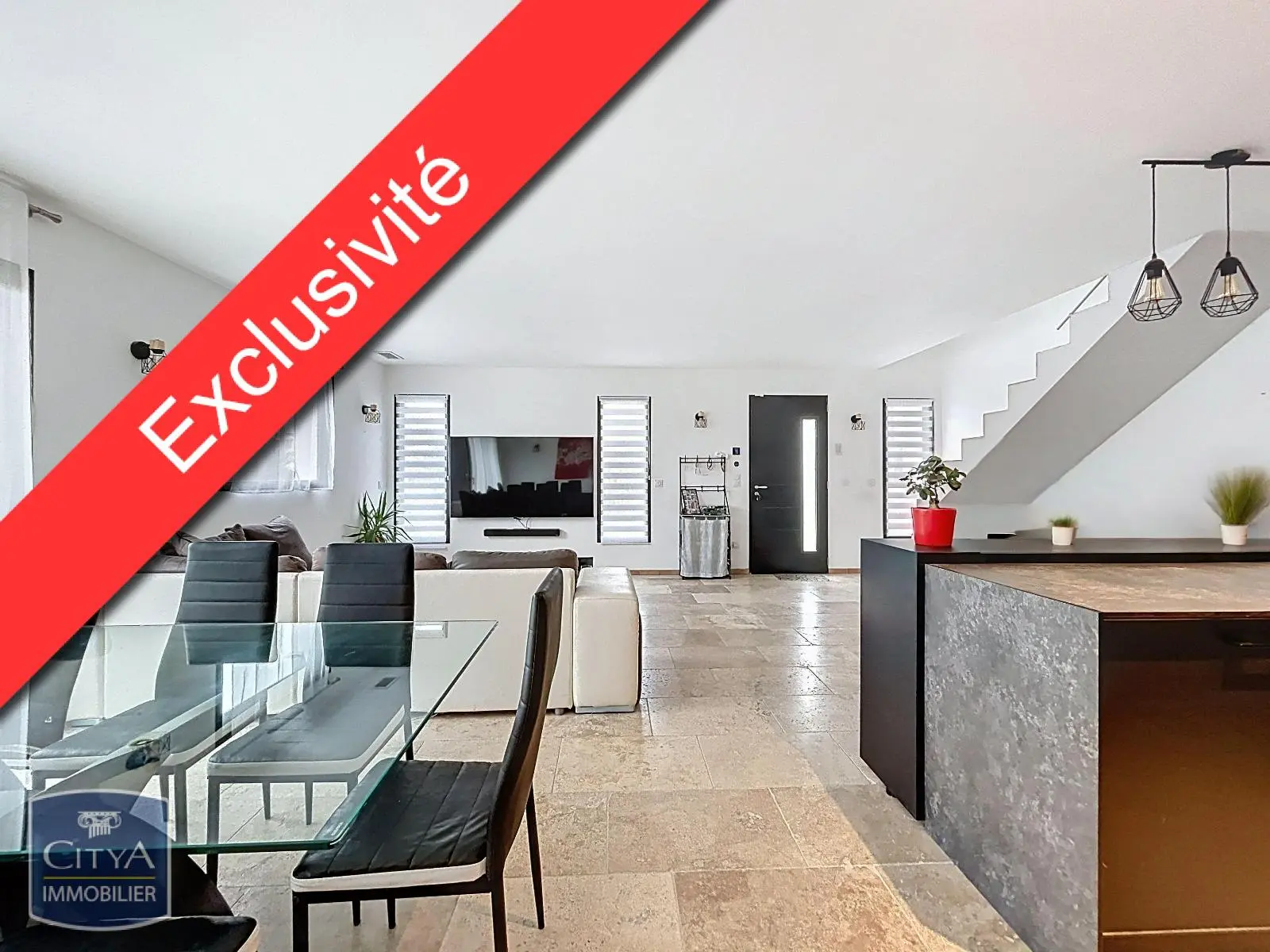 Photo 1 Maison 4 pièces 89m²