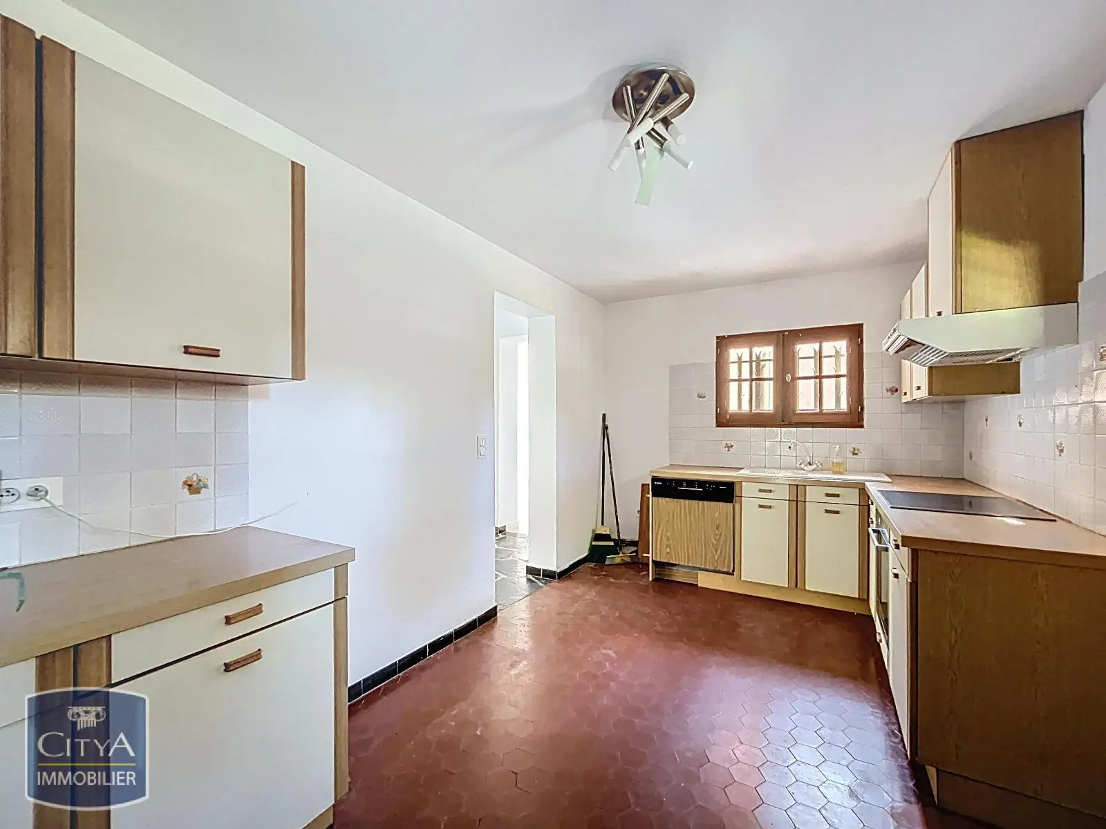 Photo 4 Maison 5 pièces 210m²