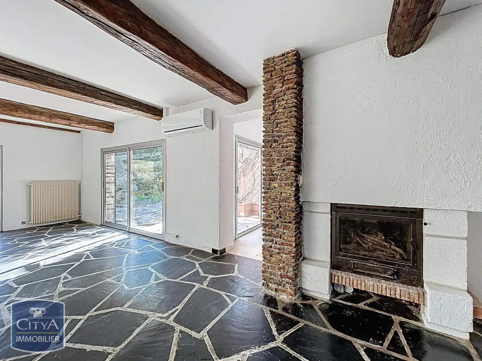 Photo 2 Maison 5 pièces 210m²