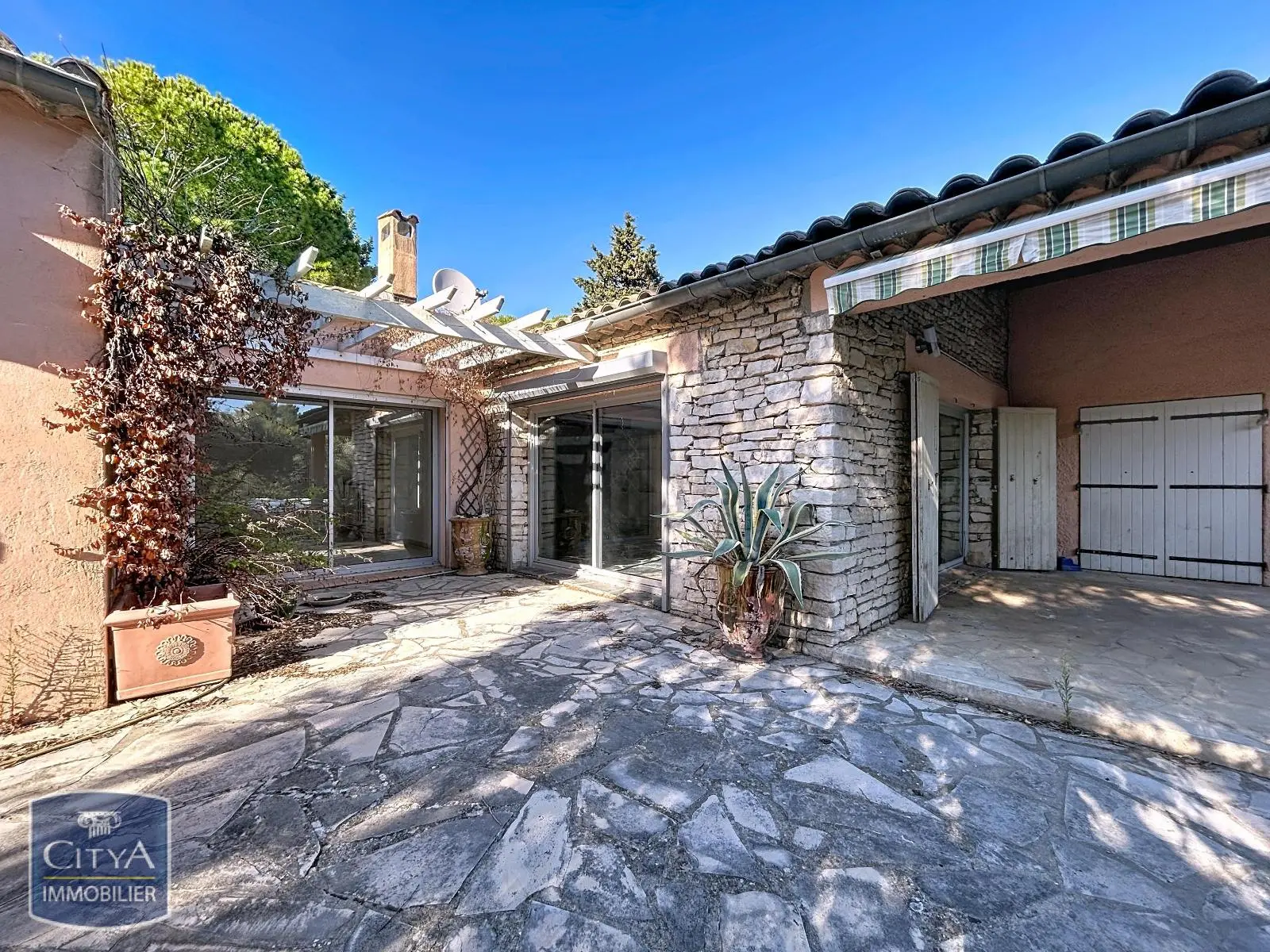 Photo 22 Maison 5 pièces 210m²